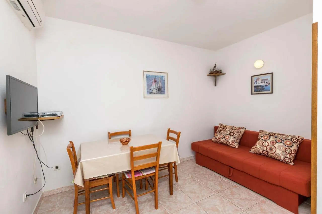 Apartments Neda Trogir